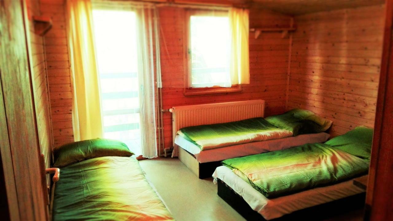 Kompleks Wypoczynkowo - Sportowy "Marysienka" Villa Międzybrodzie Bialskie Buitenkant foto